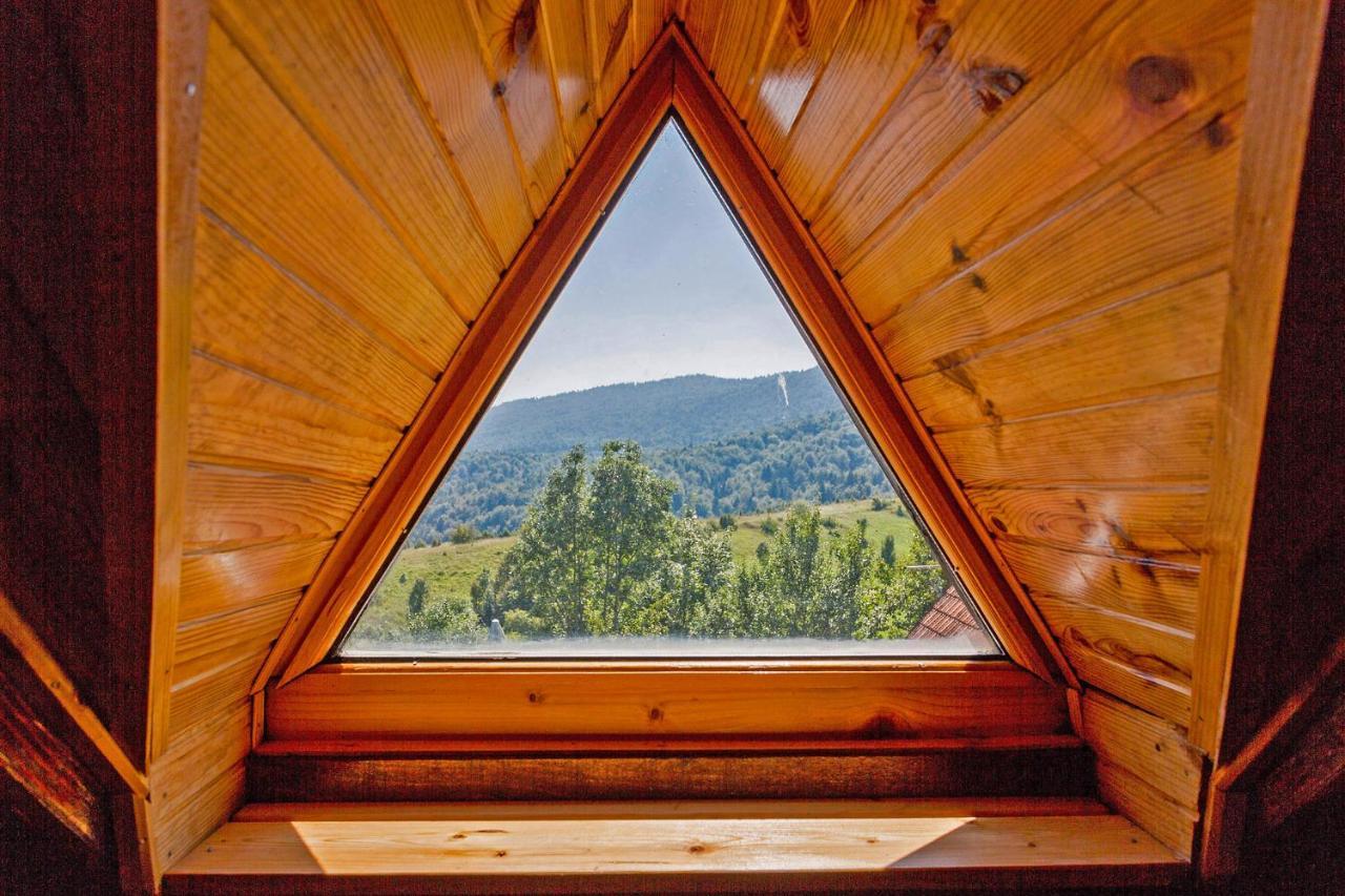 Andrea In Sertic Poljana - Haus Fuer 6 Personen Plitvička Jezera エクステリア 写真
